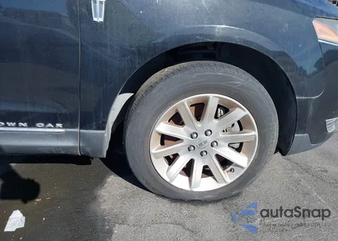 2013 Lincoln Mkt Livery from USA, damaged, VIN 2LMHJ5NK5DBL52289